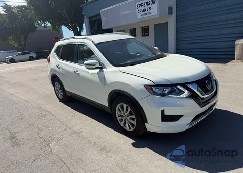 2018 Nissan Rogue Sv z USA, uszkodzony, nr VIN 5N1AT2MT6JC768525